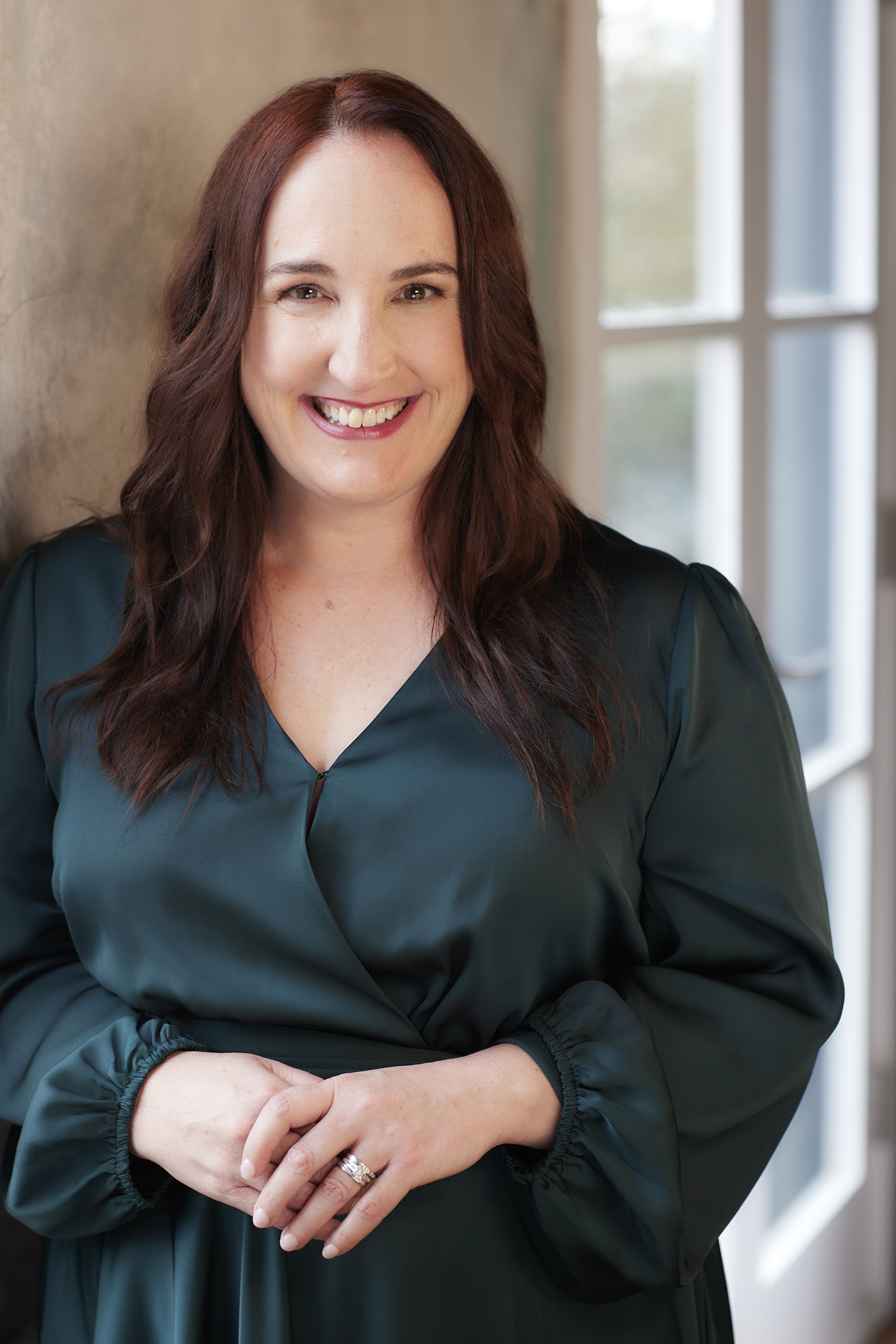Carolyn Hough Headshot
